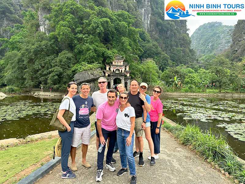 Ninh Binh Private Tours - 1 Day - Visit: Hoa Lu - Tam Coc - Mua Cave - Bich Dong Pagoda - Departure from Hanoi (BEST CHOICE)